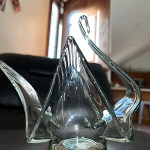 Elegant Glass Swan Figurine
